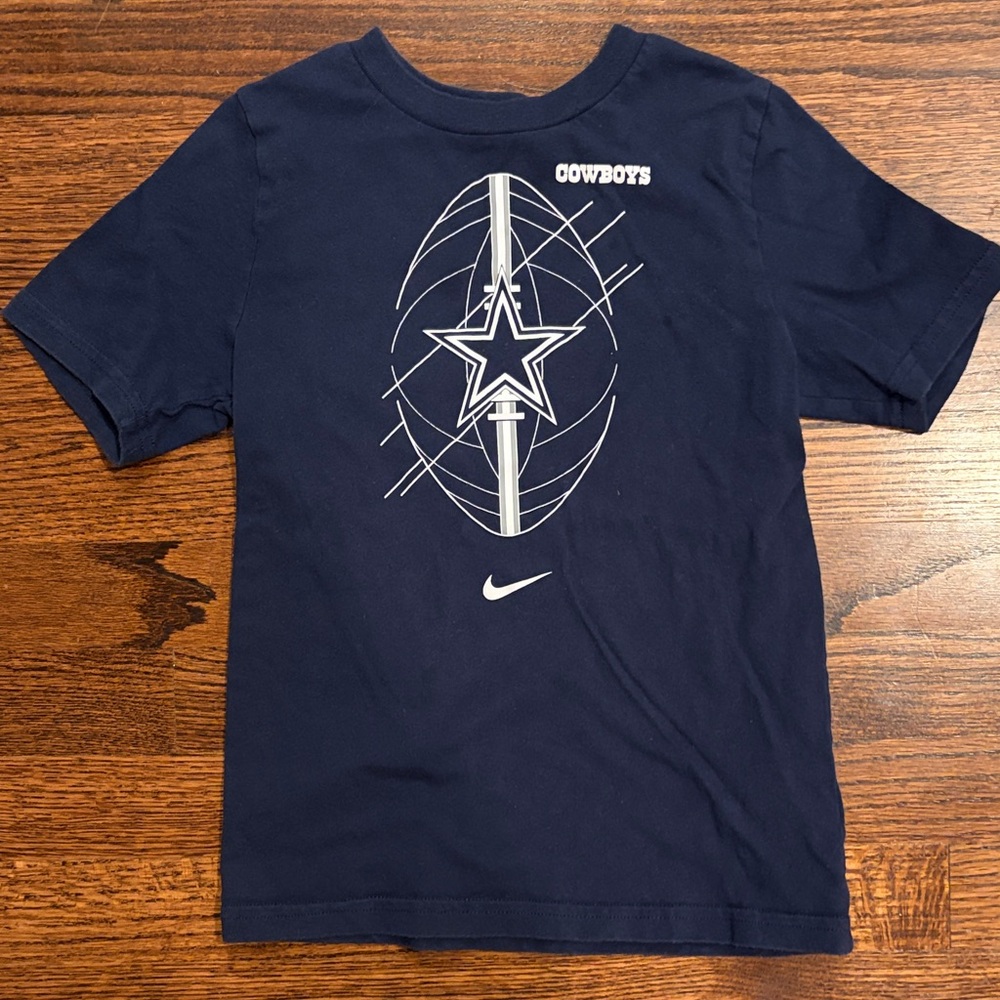 Nike Kids Dark Blue Dallas Cowboys Football Graphic Tee